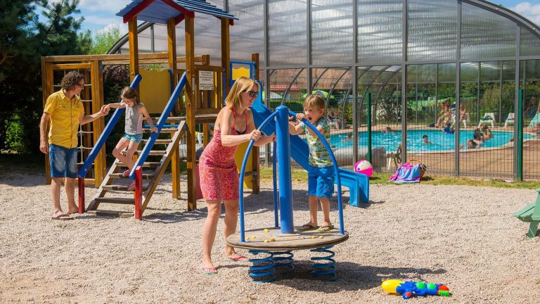 Camping Au Clos de la Chaume Glamping speeltuin 768x432