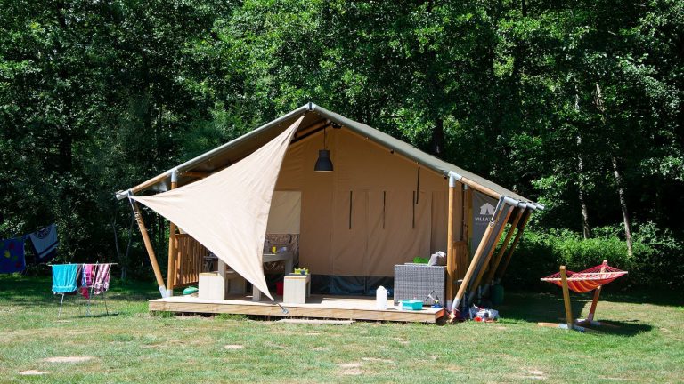 Camping Au Clos de la Chaume Glamping tent 768x432