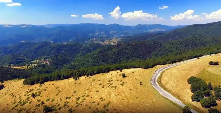 Camping Huttopia Wattwiller 768x396