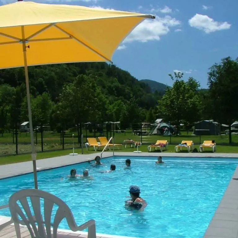 Camping Les amis de la nature zwembad 768x768