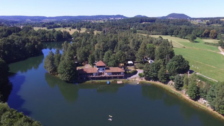 camping Domaine des Messires overzicht 768x432