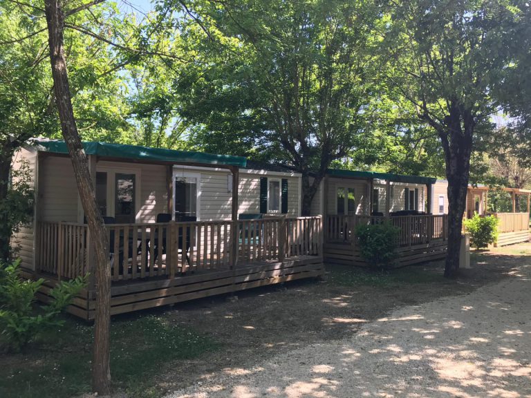 Camping Aloha Plage stacaravan 768x576