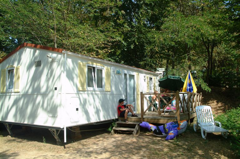 Camping Chateau le Verdoyer Stacaravans 768x509