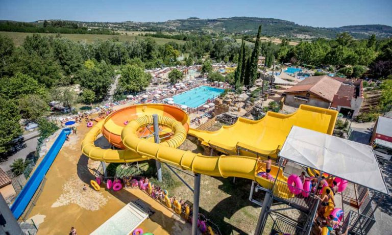 Camping Domaine Le Pommier glijbanen 768x461