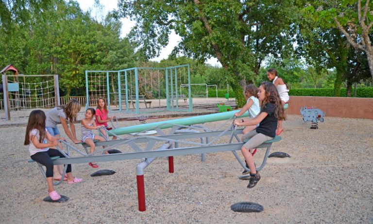 Camping Domaine de Labeiller speeltuin 768x461