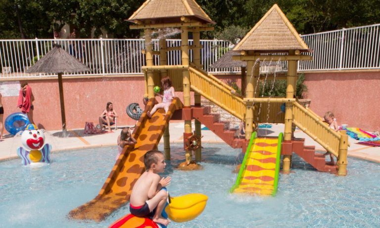 Camping Domaine de Labeiller waterspeeltuin 768x461