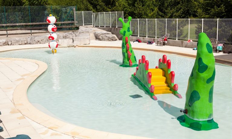 Camping Domaine du Cros D Auzon waterspeeltuin 768x461