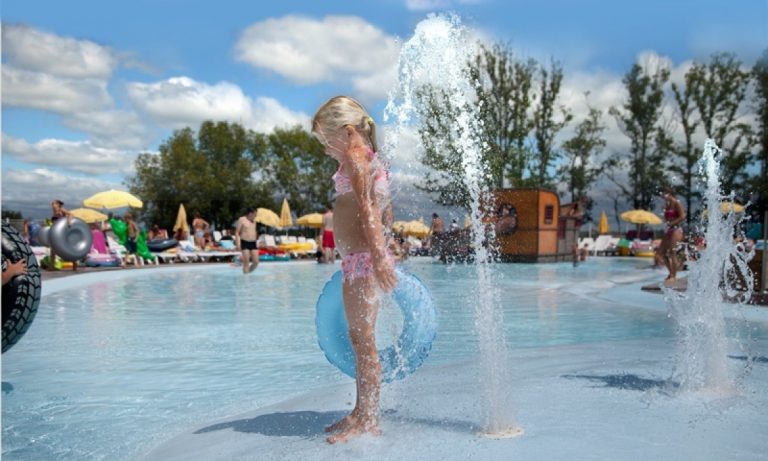 Camping Iris Parc Le Grand Dague waterspeeltuin 768x461