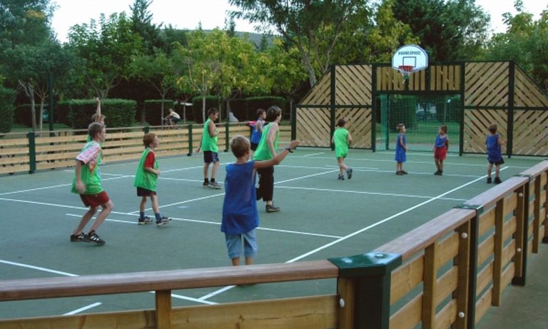 Camping L Ardéchois Ardeche sportveld 768x461
