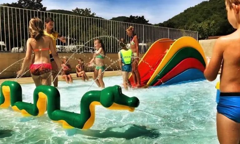 Camping La Garenne Peyrignac waterspeeltuin 768x461