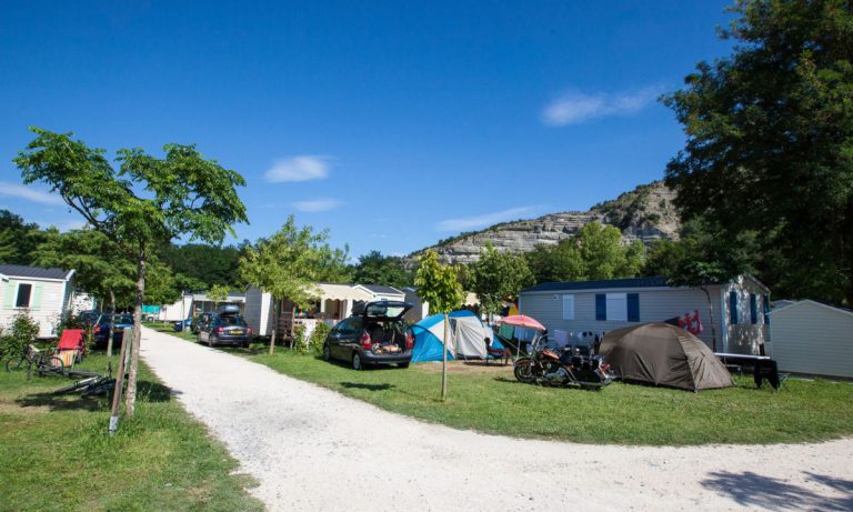 Camping La Grand Terre staanplaatsen 768x461