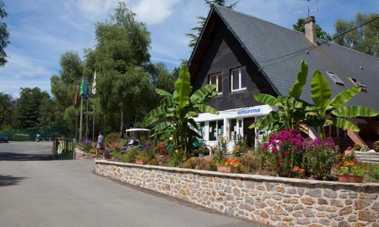 Camping Lac de Miel entree 768x461