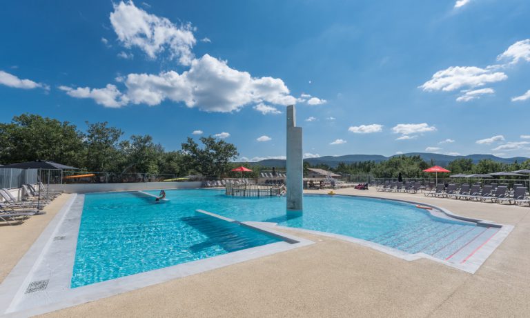 Camping Le Ranc Davaine uitzicht 768x461