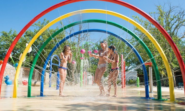 Camping Le Ranc Davaine waterspeeltuin 768x461