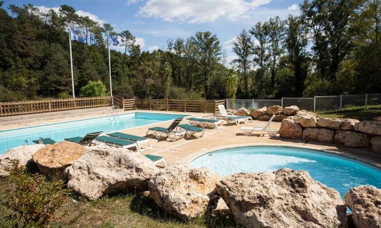 Camping Le Val d Ussel zwembad 5 768x461