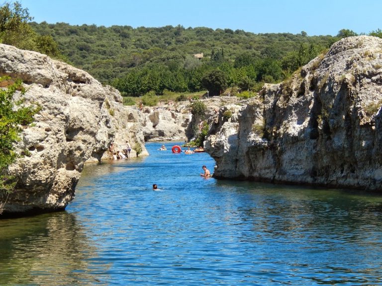 Camping Les Cascade rivier 768x576