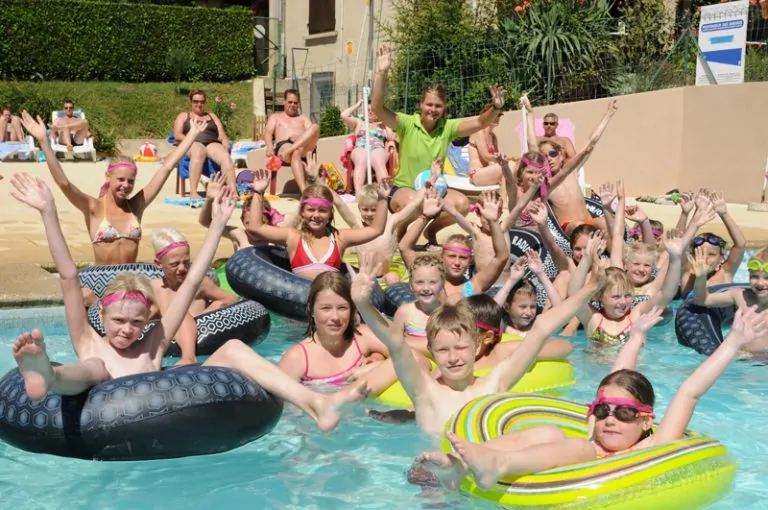 Camping Les Charmilles zwembad kids 768x510