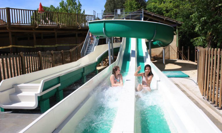 Camping Les Grottes De Roffy glijbaan 768x461