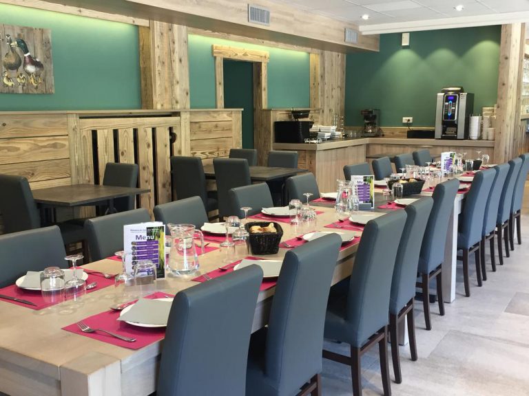 camping du haut des bluches restaurant 768x576