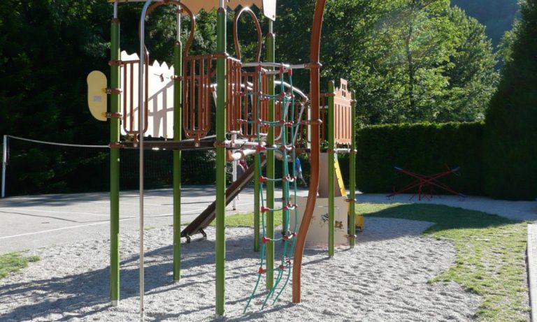Camping Belledonne speeltuin 768x461