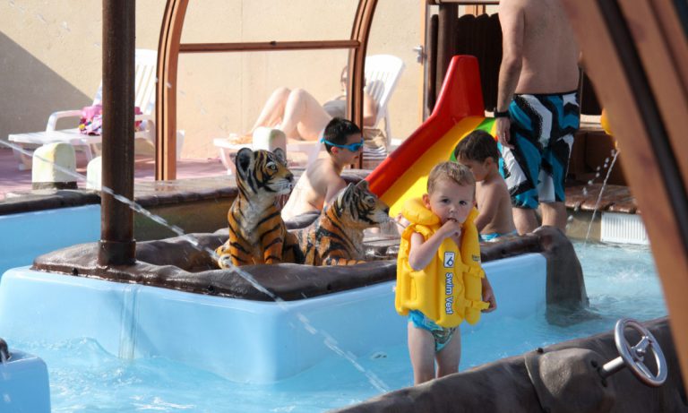 Camping Bellevue Deauville kinderbad 2 768x461