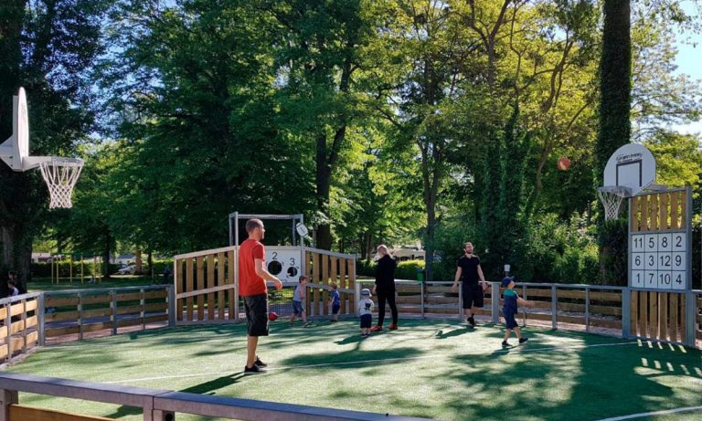 Camping Chateau des Marais sportveldje 768x461