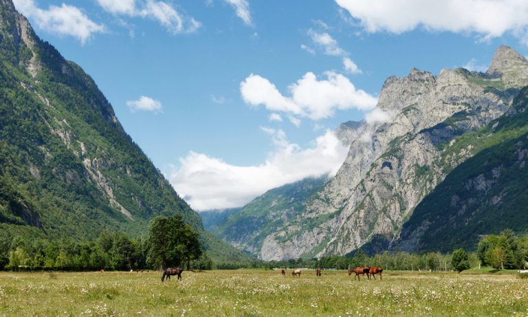 Camping Château de Rochetaillée omgeving 768x461