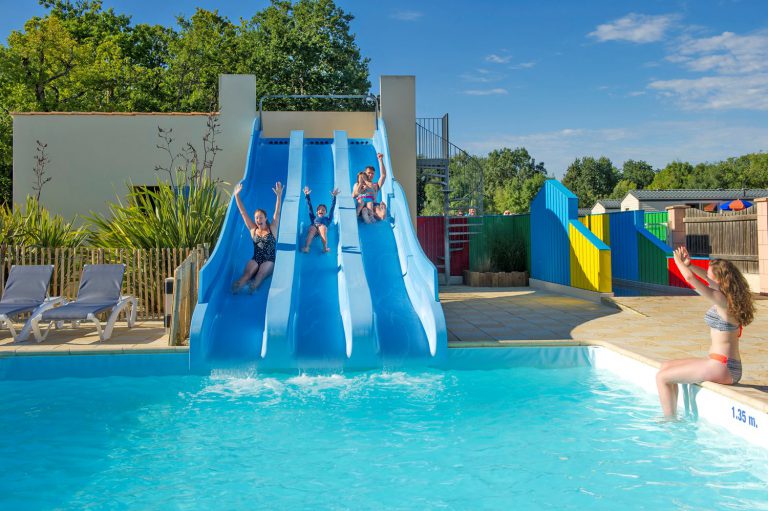 Camping Domaine d Oléron glijbaan 768x511