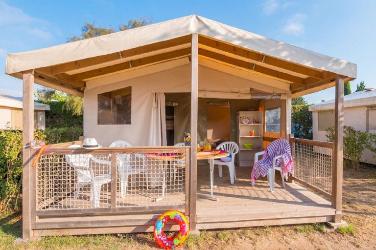 Camping Domaine d Oléron lodgetenten verhuur 768x512