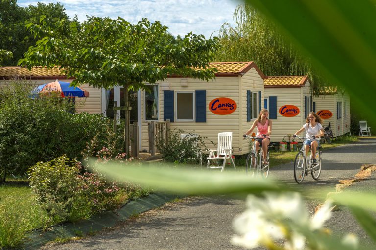 Camping Domaine d Oléron stacaravanverhuur 768x511
