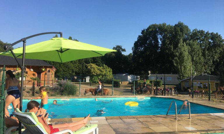 Camping Du Vieux Moulin zwembad 768x461