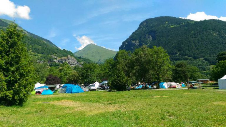 Camping Huttopia Bourg Saint Maurice staanplaatsen 768x432
