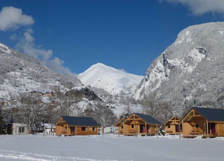 Camping Huttopia Bourg Saint Maurice wintersport camping 768x554