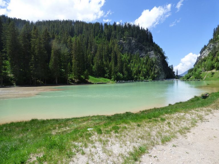 Camping Huttopia Bozel en Vanoise Doron de Bozel 768x576