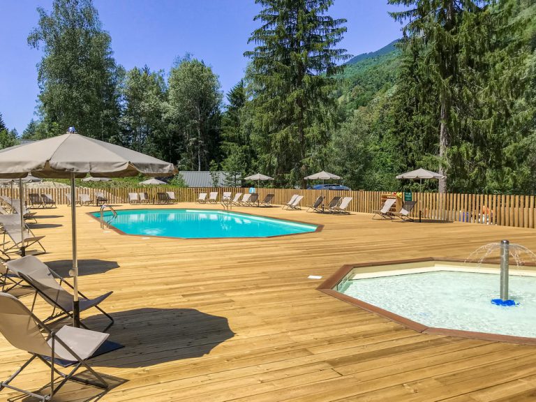 Camping Huttopia Bozel en Vanoise kinderzwembad 768x576
