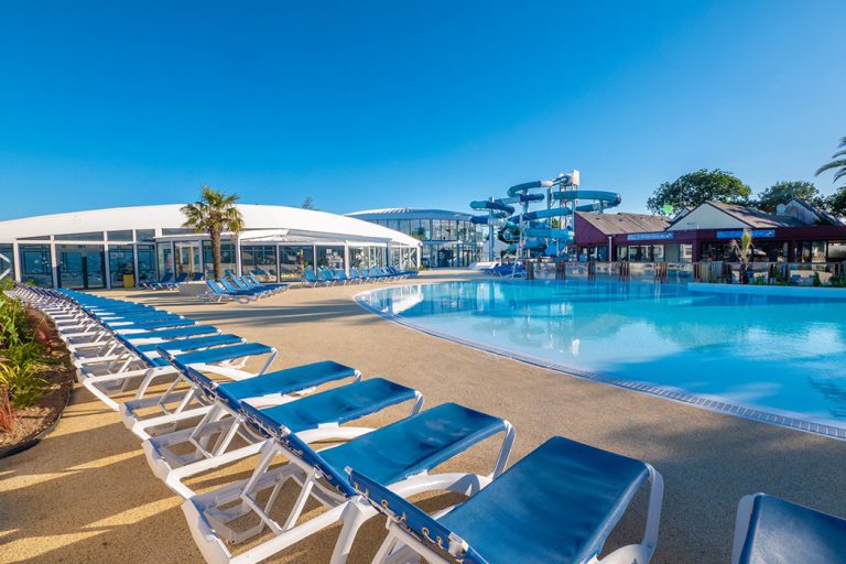 Camping L Atlantique ligstoelen 768x512