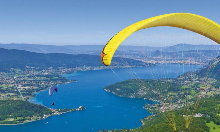 Camping La Nublière parapente 768x461