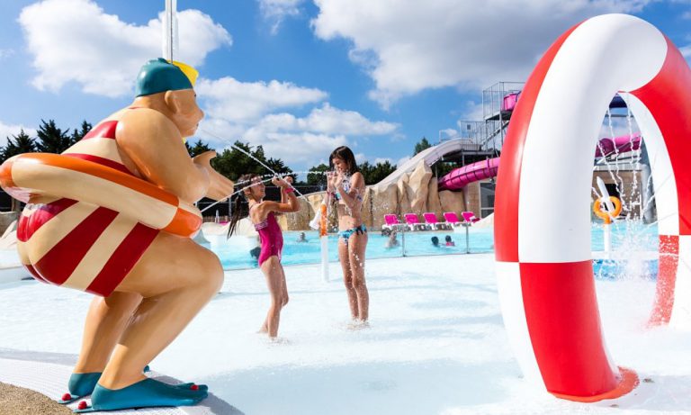 Camping La Roseraie waterspeeltuin 2 768x461