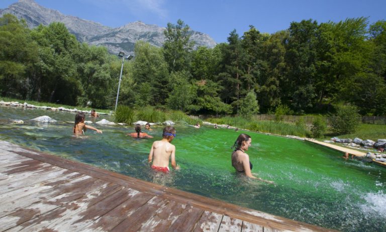 Camping Le Lac zwembad 2 768x461