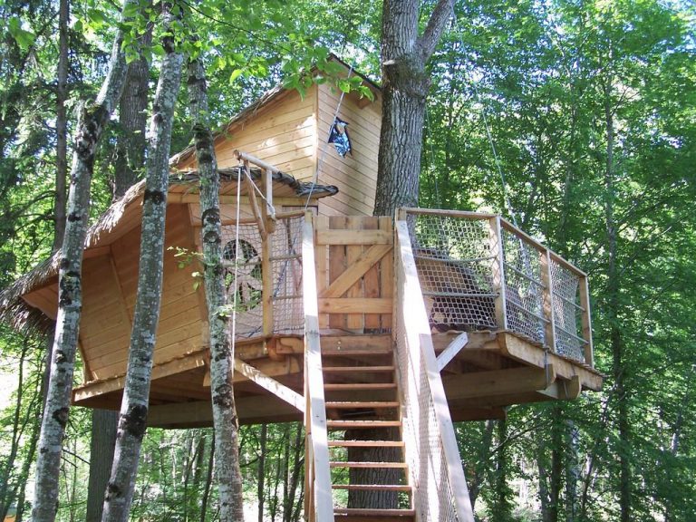Camping Le Parc de Fierbois boomhut 768x576