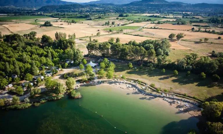 Camping Le Val de Durance meer overzicht 768x461