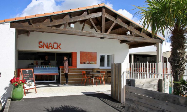 Camping Les Ecureuils snackbar 768x461