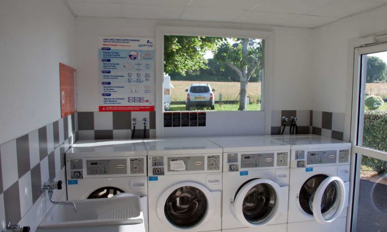 Camping Les Ecureuils wasmachines 768x461