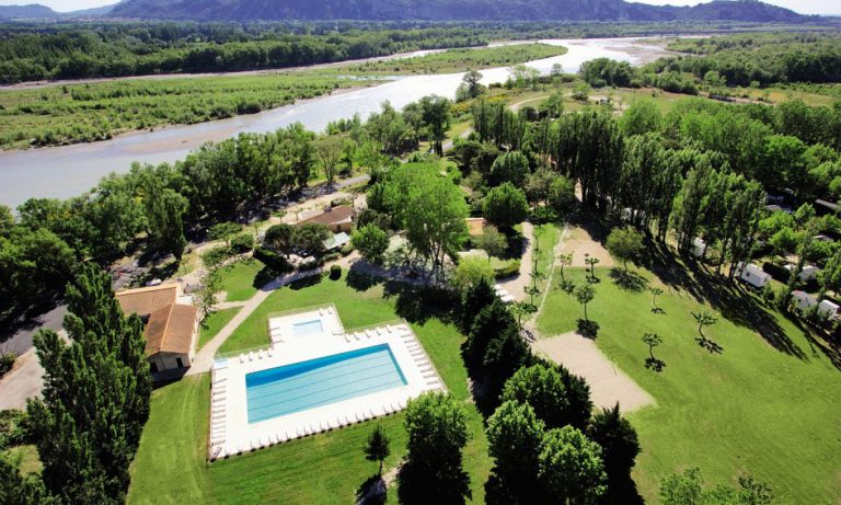 Camping Les Rives du Luberon overzicht 2 768x461