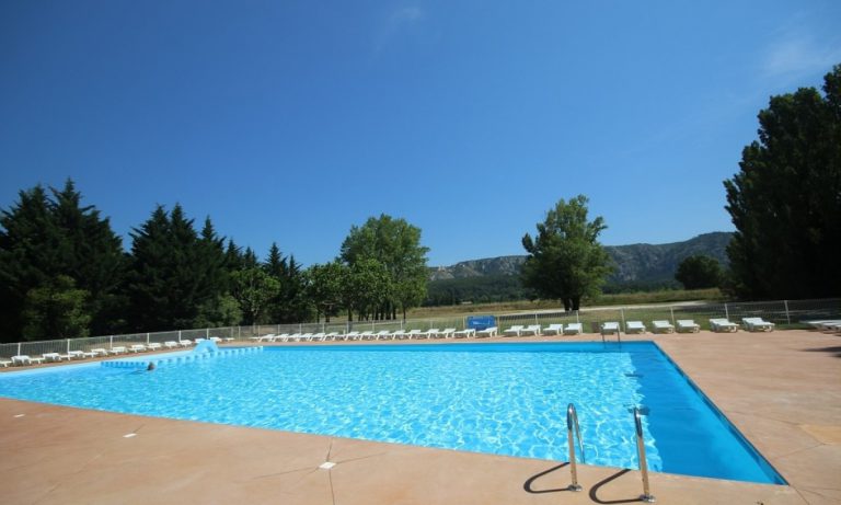 Camping Les Rives du Luberon uitzicht 768x461