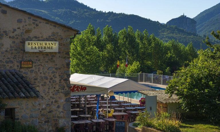 Camping Terra Verdon restaurant 768x461