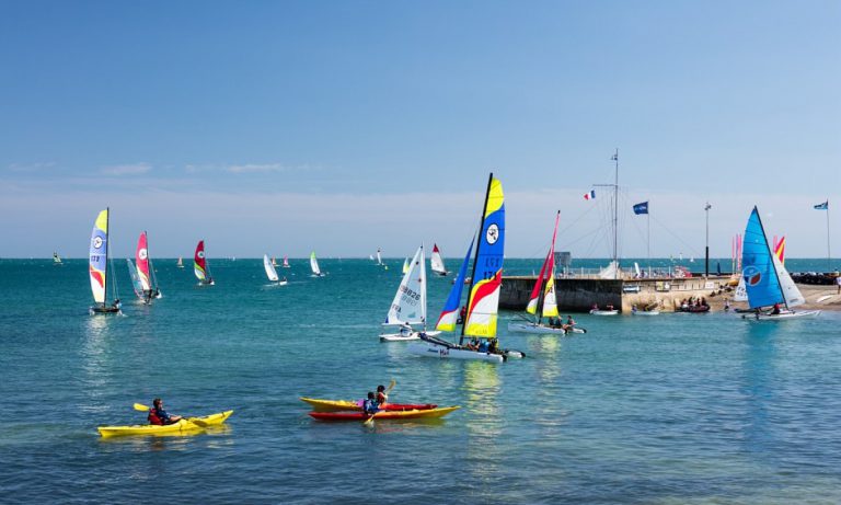 Camping les Menhirs zee 768x461