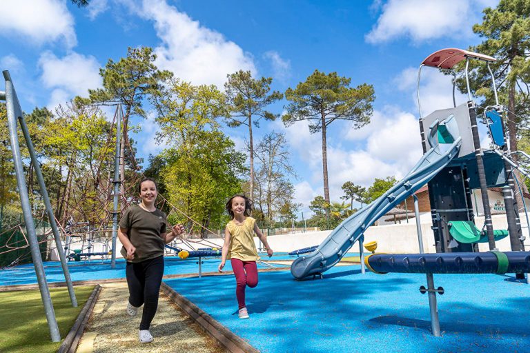 camping L Orée du Bois speeltuin 768x512