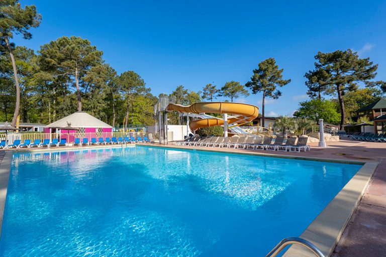 camping L Orée du Bois zwembad 768x512