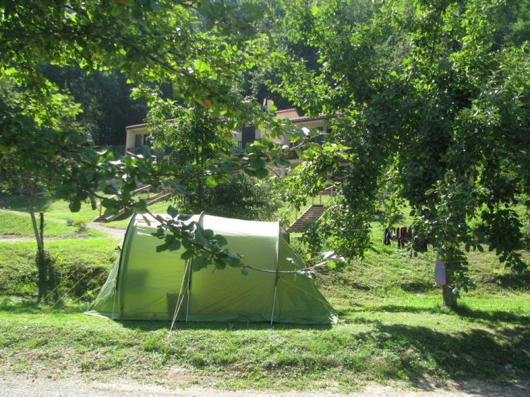 Camping Gites Au songe du Valier staanplaats 768x576